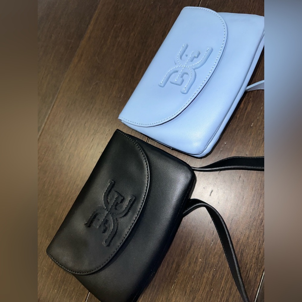 Two adjustable belt bags